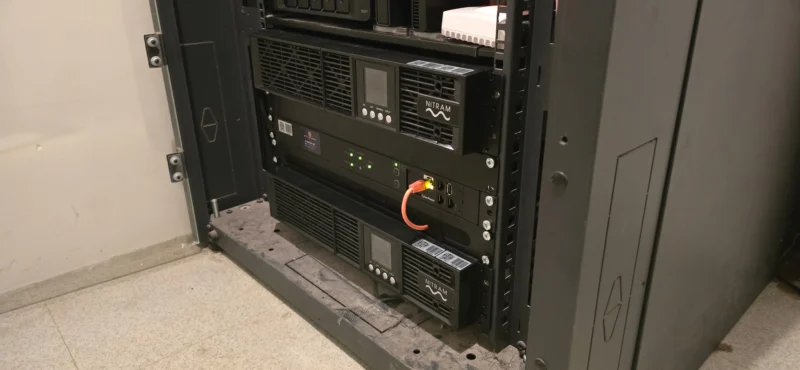 Photo d'un serveur installé par STX Network