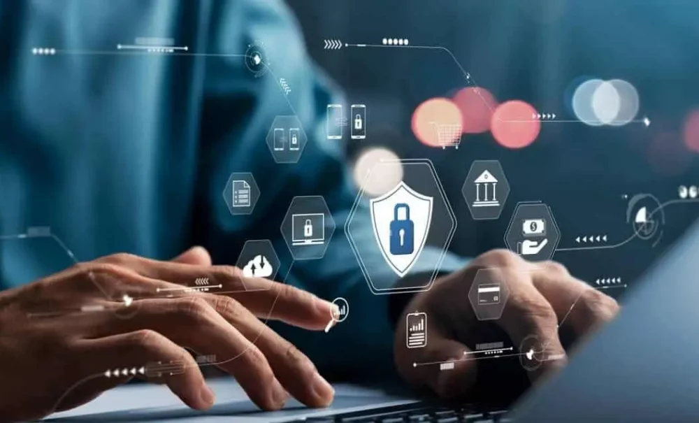 Cybersécurité et télétravail sécurisé pour PME normandes – protection des données sur ordinateur portable